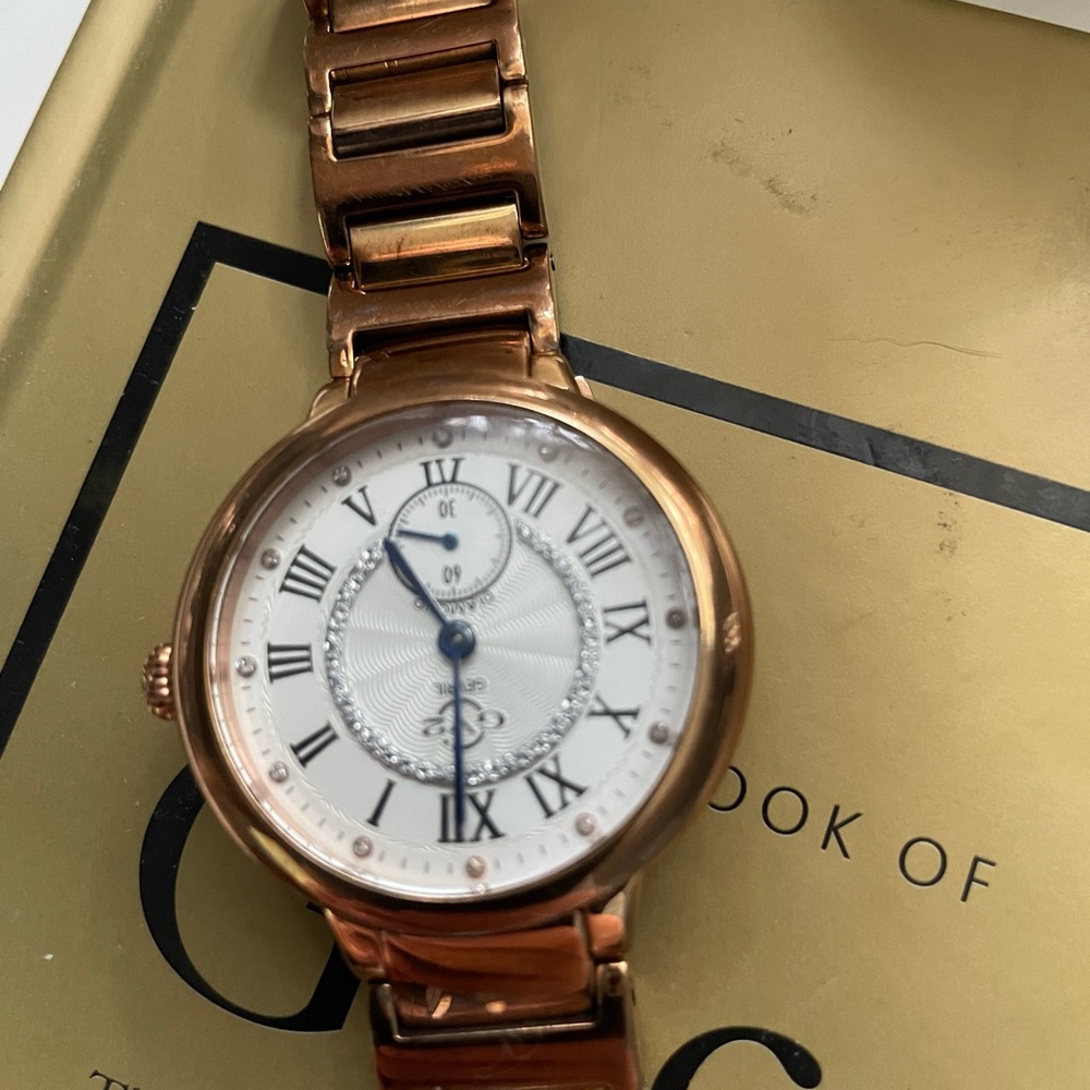 Gv2 watch Rome diamond